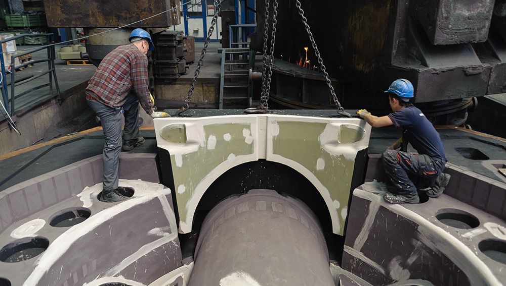 Industrial film - Preparation of a casting mould for wind turbines