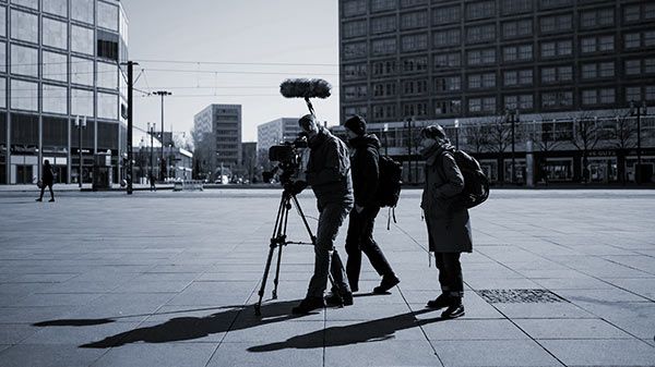 Kamerateams und VJs in Berlin buchen