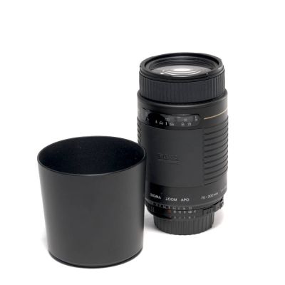 AF-S SIGMA 75-300 mm f4-5.6 in Berlin mieten