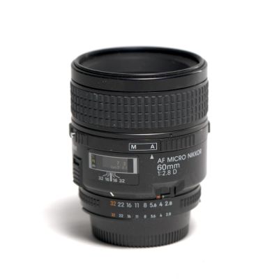 AF-S Nikkor 60 mm f2.8 Macro mieten